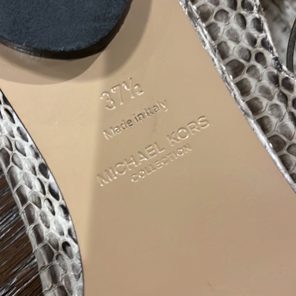 NWOB Michael KORS Collection Snakeskin Flats, 37.5 (US 7.5) - Picture 6 of 9